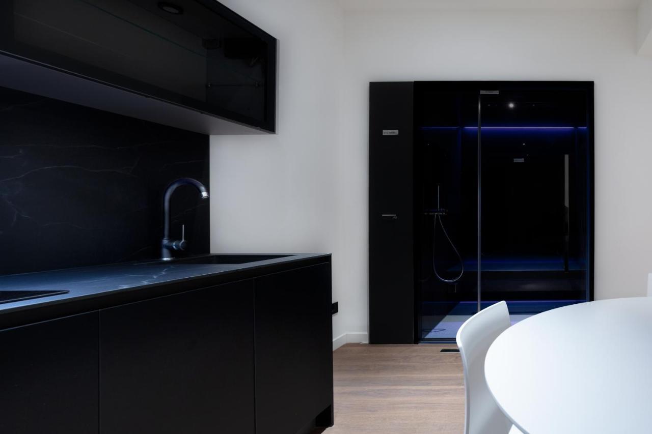 Sant'Ambrogio Apartments, Reception H24 Milan Exterior photo